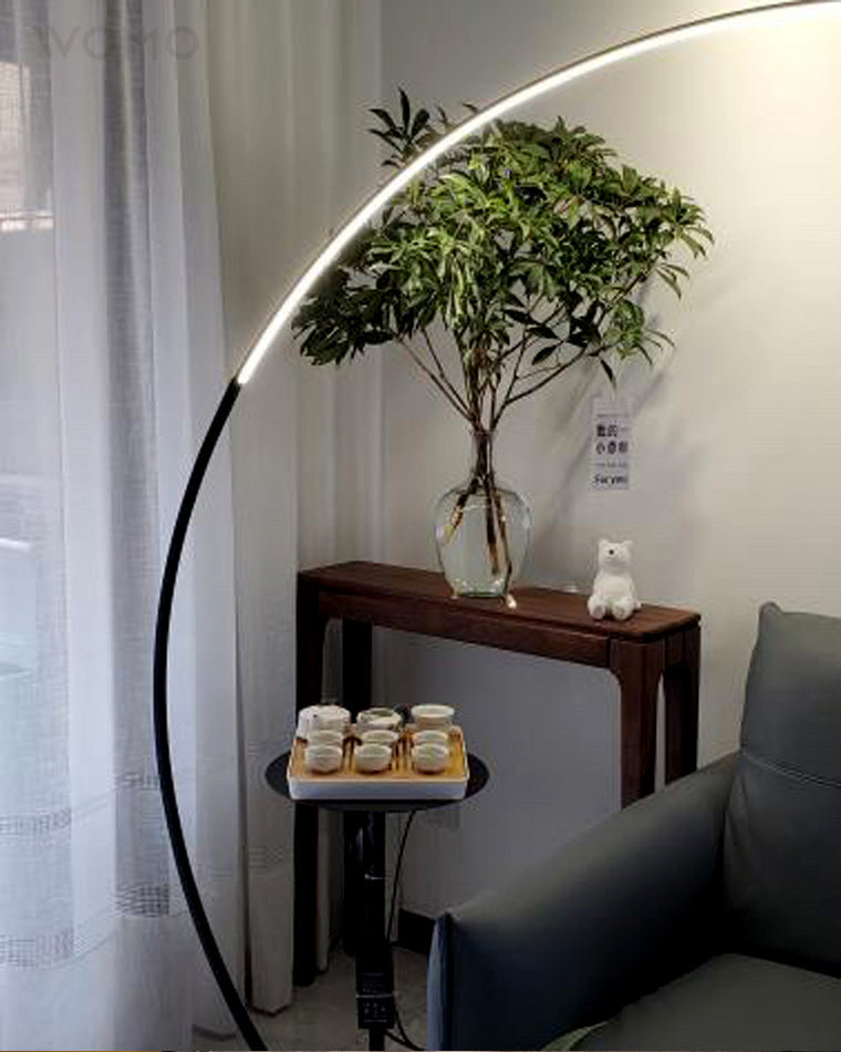 Lampadaire LED "Crescent Arc"