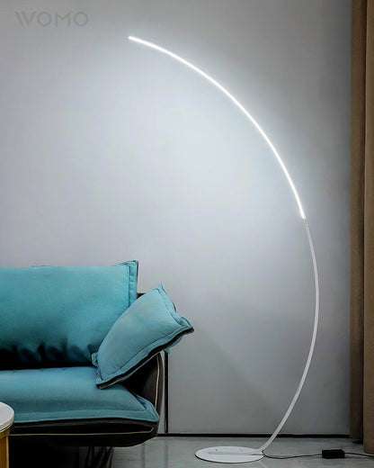 Lampadaire LED "Crescent Arc"