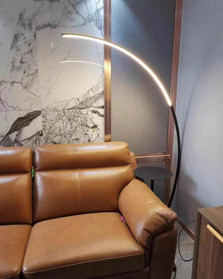 Lampadaire LED "Crescent Arc"
