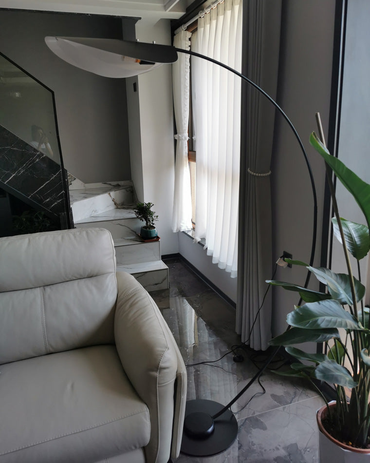 Modern Black Arched Floor Lamp