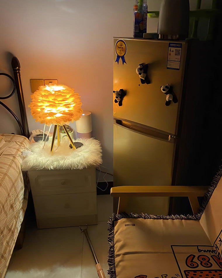 Feather Tripod Table Lamp