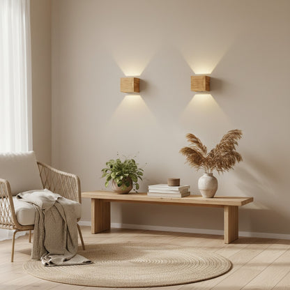 Applique Carrée en Bois