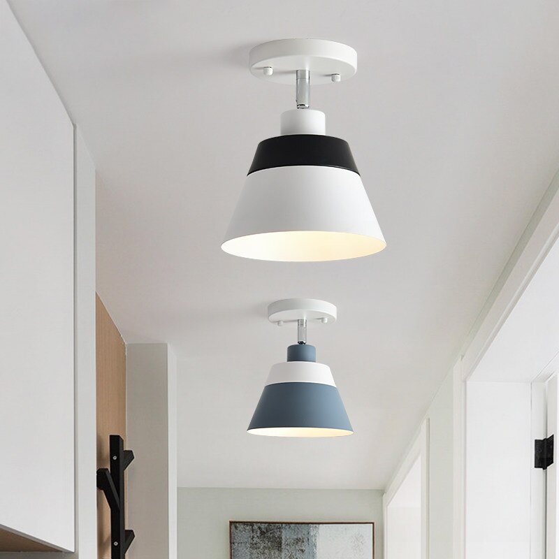 Applique Murale Design Ajustable - Éclairage Moderne en Métal Coloré