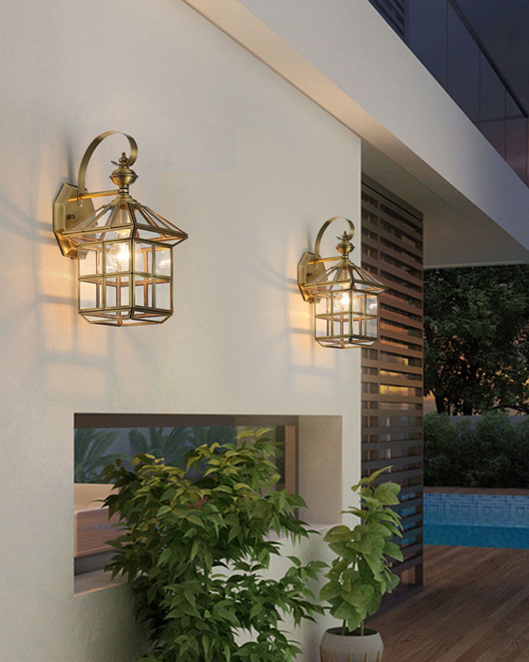 Applique Murale Extérieure Auréa – Finition Dorée et Style Colonial