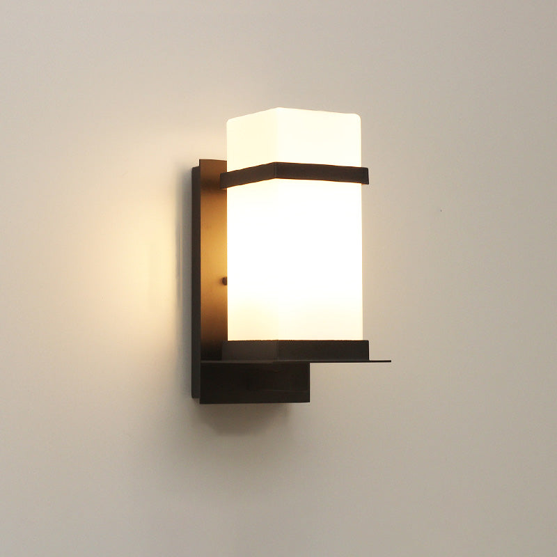 Applique Murale Extérieure Bruma – Élégance Moderne et Douceur Lumineuse
