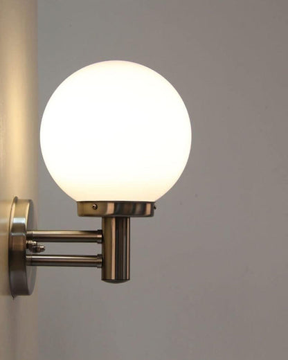 Applique Murale Extérieure Orbital – Design Contemporain et Élégance Chromée