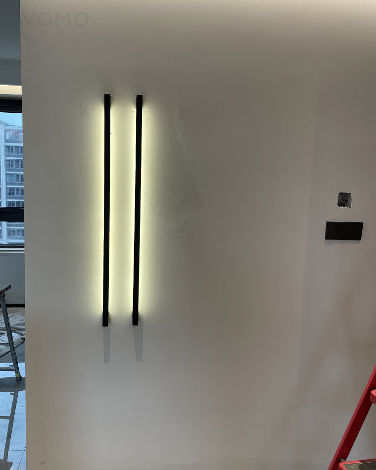 Applique Murale Linéaire Élégante pour Escalier