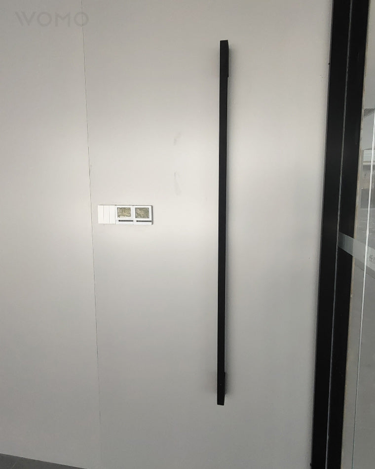 Applique Murale Linéaire Élégante pour Escalier