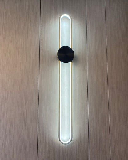Applique Murale Ovale Longue à LED – Élégance et Simplicité