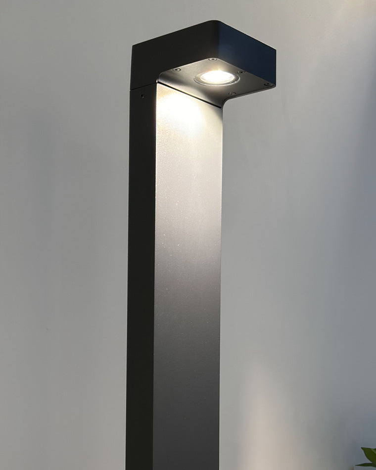 Borne Lumineuse Élégante - Lumière Contemporaine