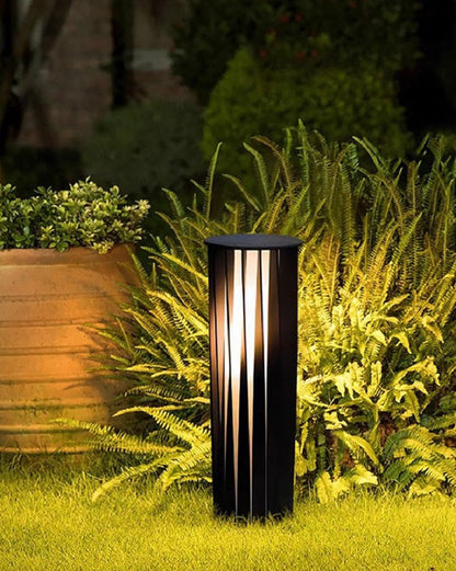 Borne Lumineuse Solaire Décorative Noire – Éclairage Écologique et Élégant