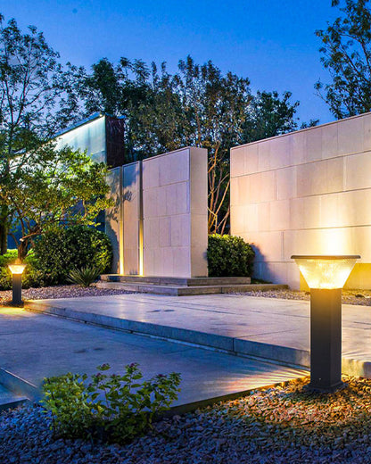 Borne Lumineuse Solaire - Éclairage Moderne pour Jardin