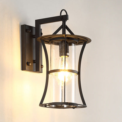Nostalgia Outdoor Wall Light – Retro Spirit and Elegance