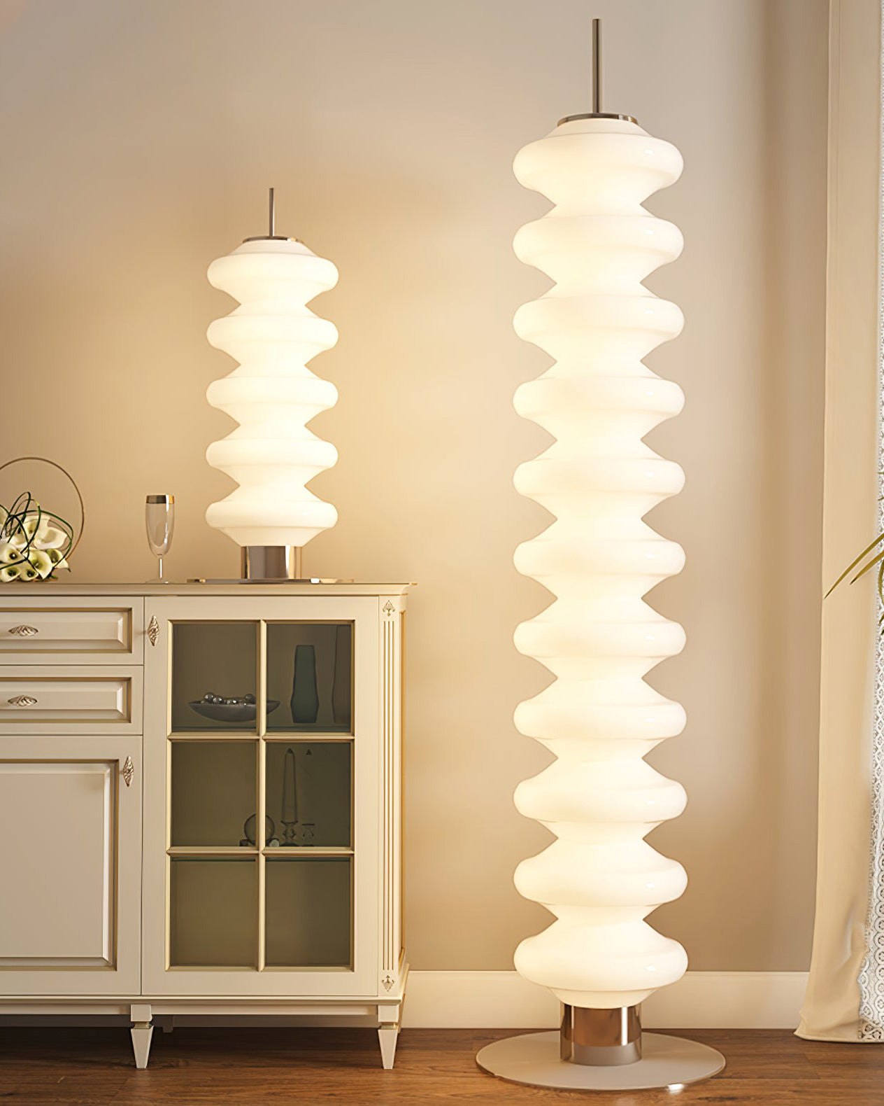 Lampadaire Colonne Boules de Verre