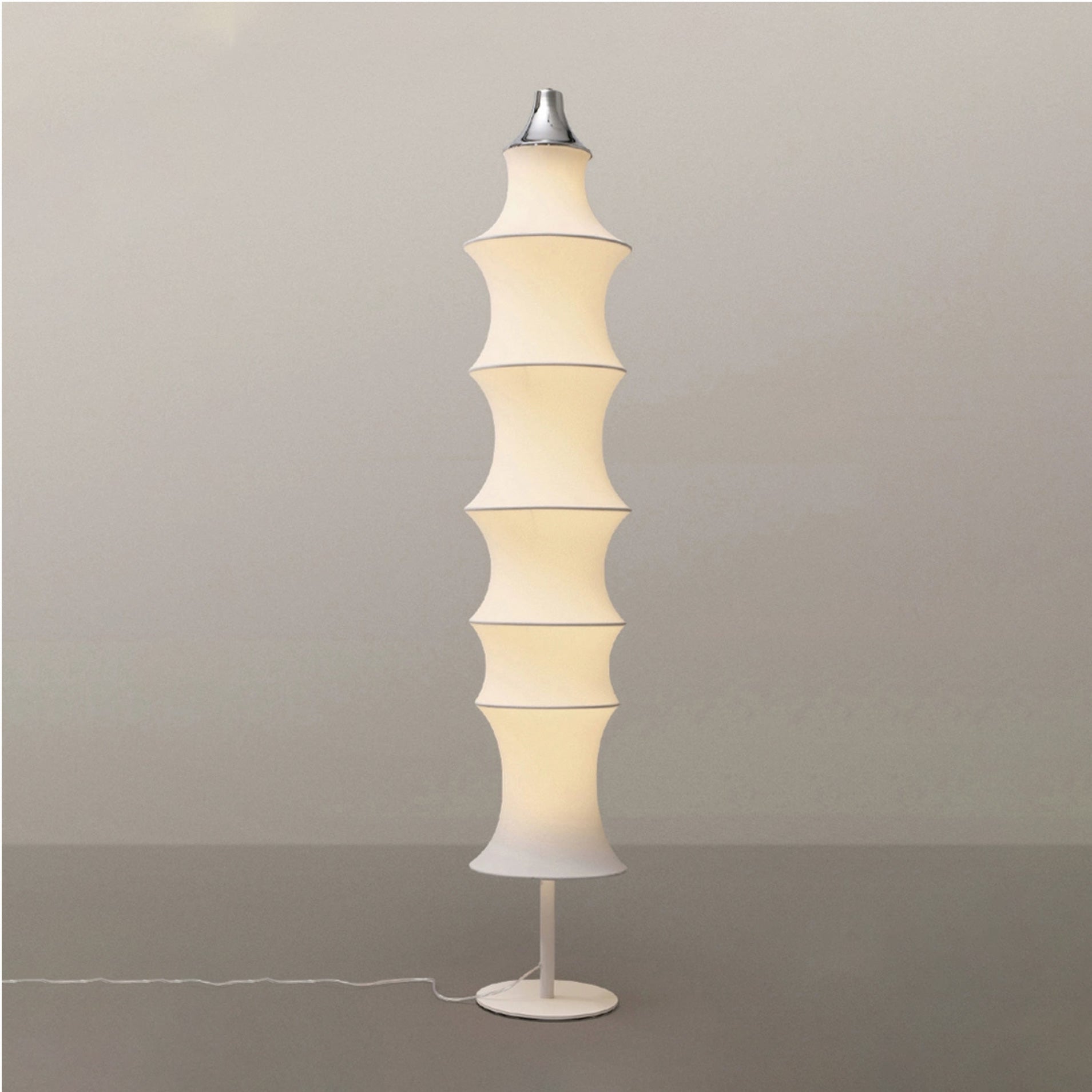Lampadaire Colonne Japandi en Soie
