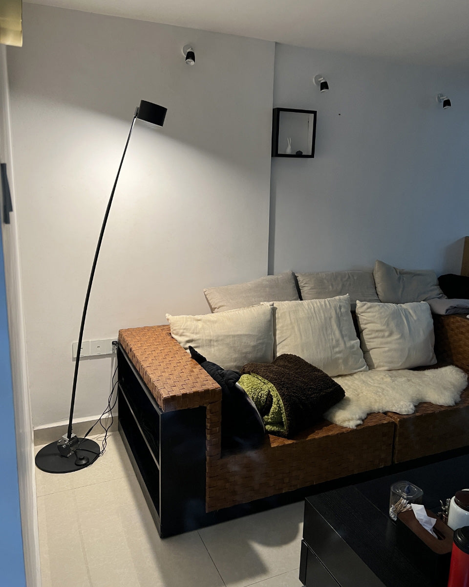 Lampadaire Fin Réglable Noir