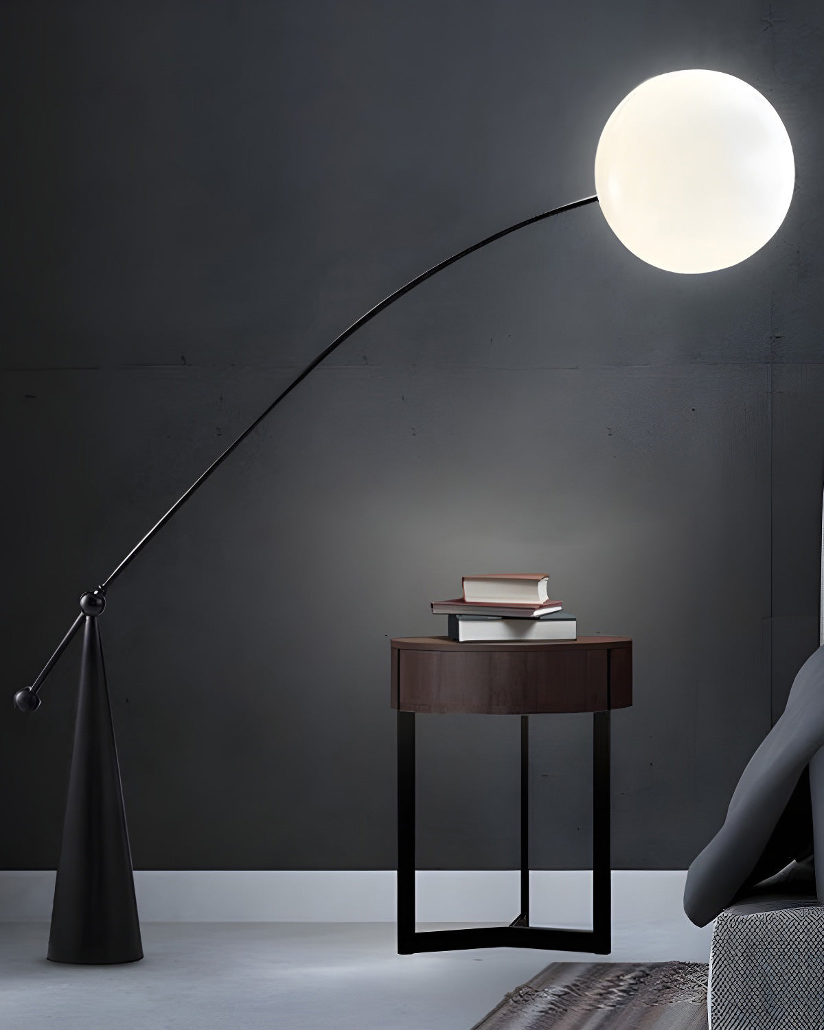 Lampadaire Porte-à-Faux Globe en Verre