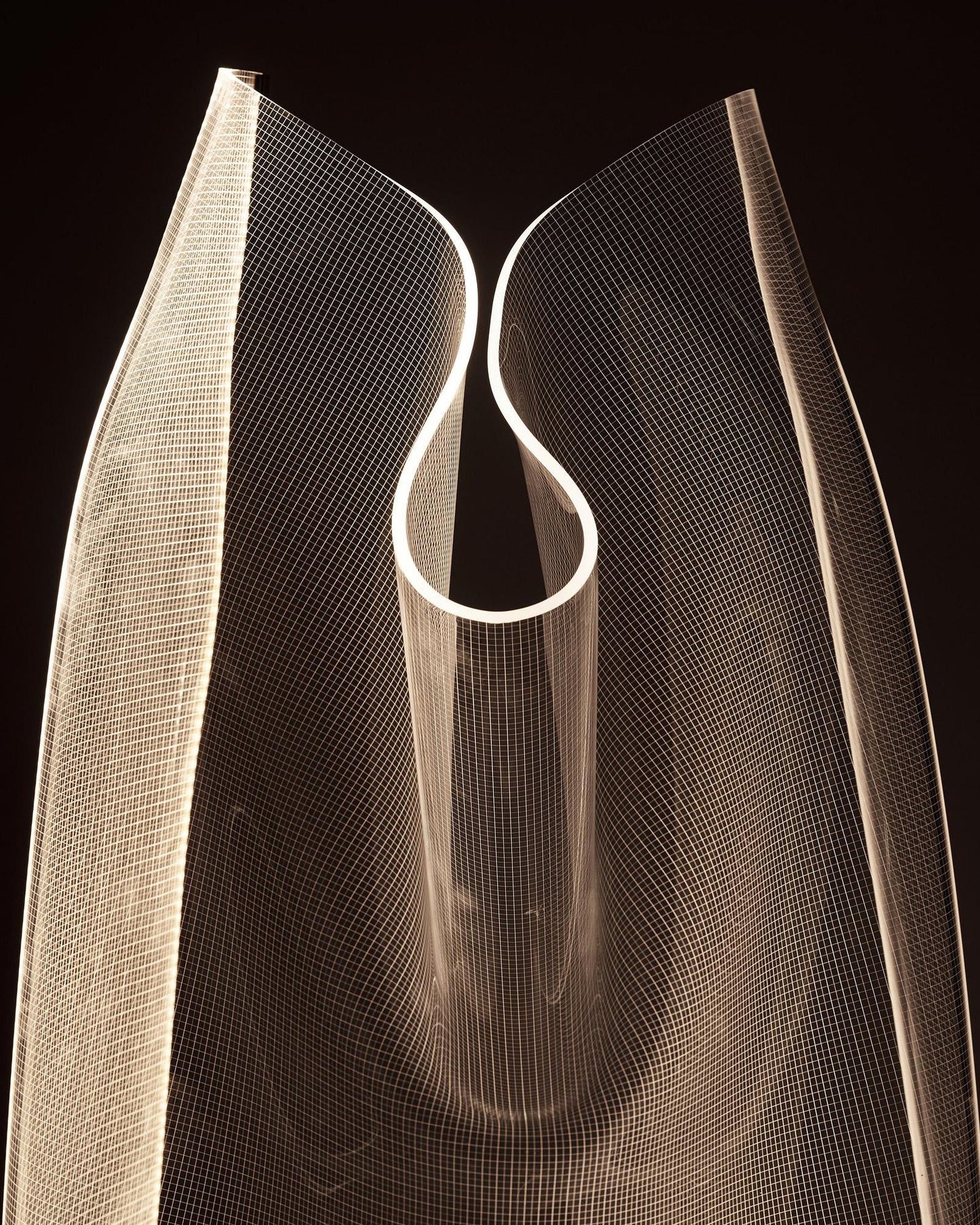 Lampadaire Sculptural Acrylique