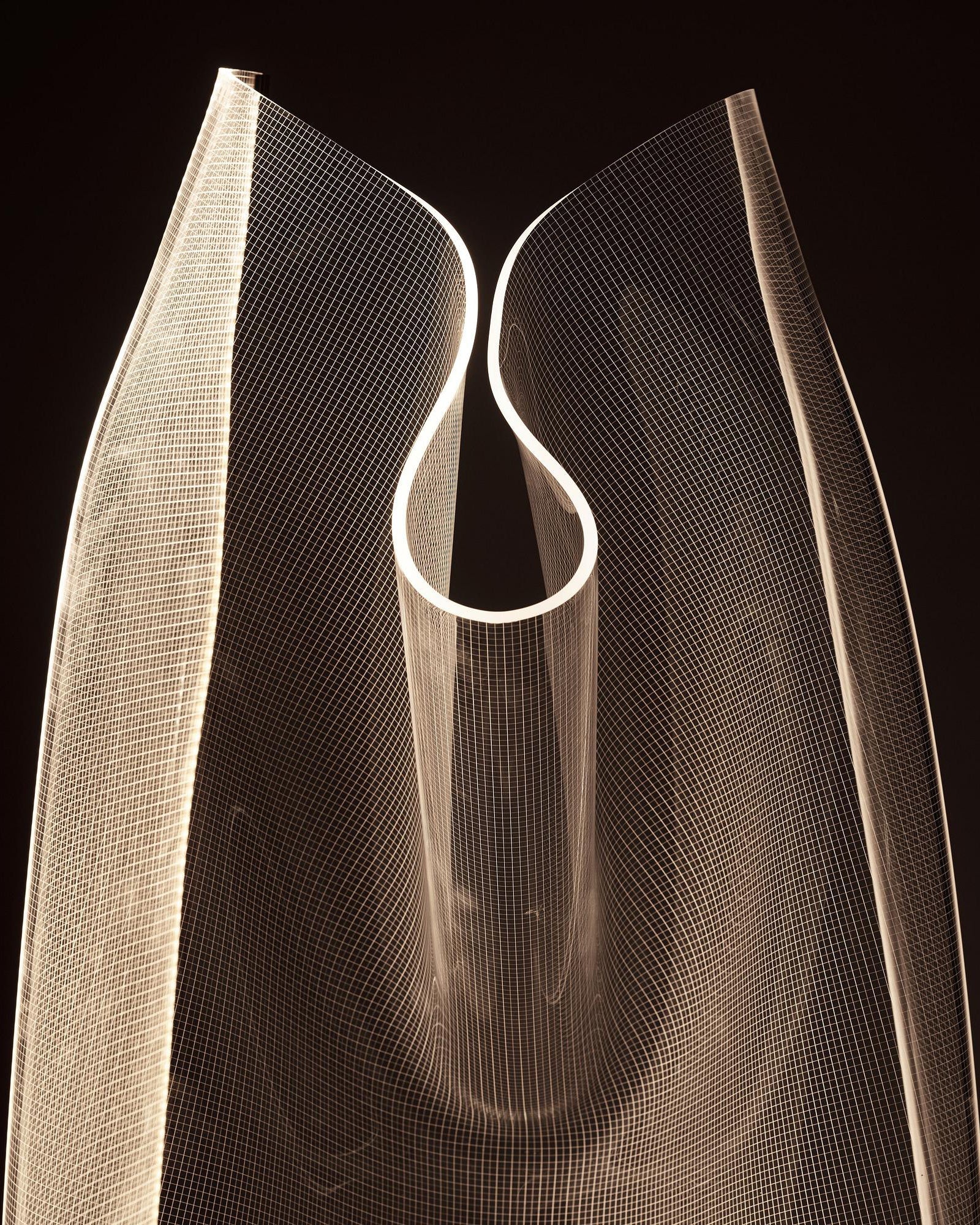 Lampadaire Sculptural Acrylique