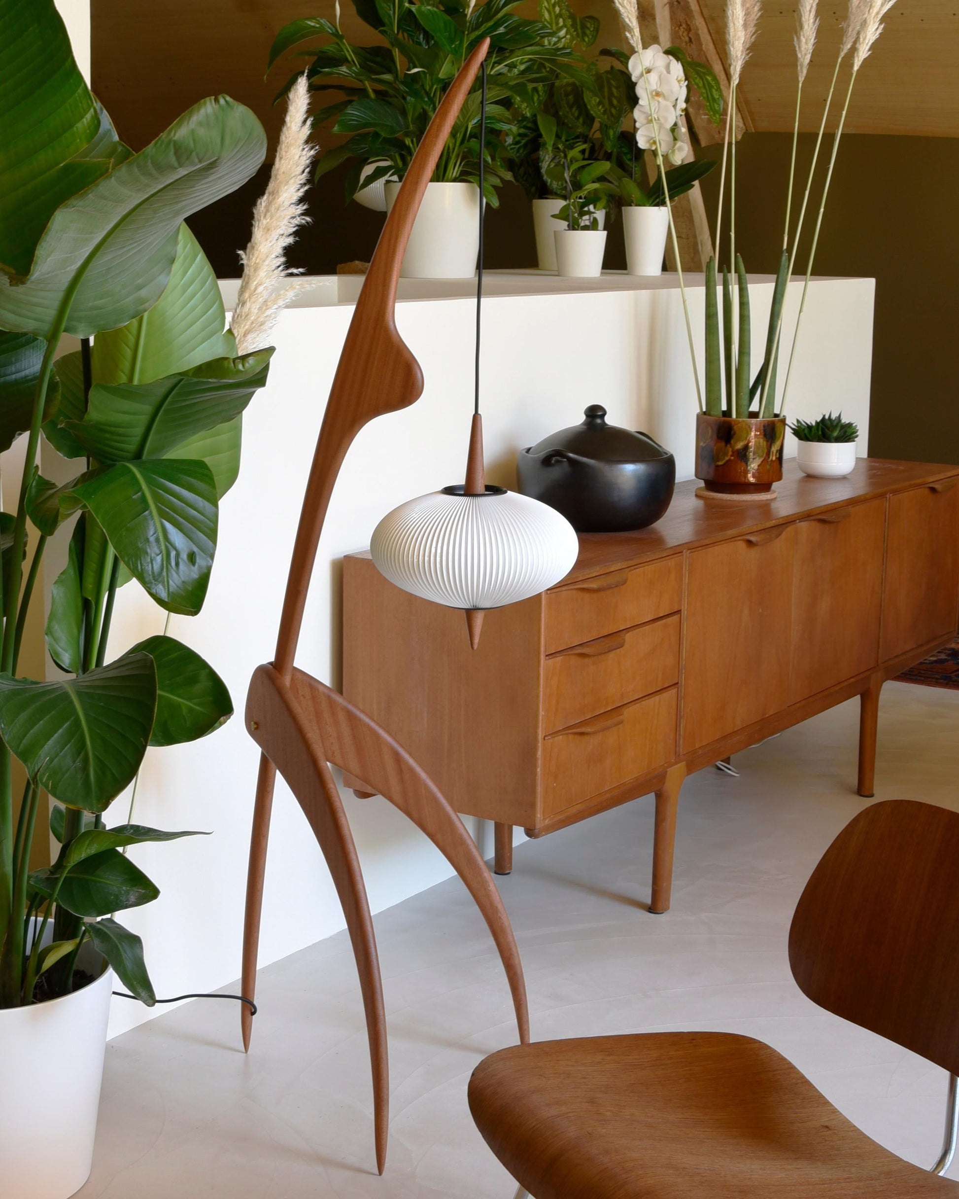 Lampadaire Trépied en Bois avec Abat-Jour Soucoupe