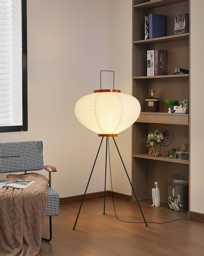 Lampadaire Tripode Lantern en Tissu