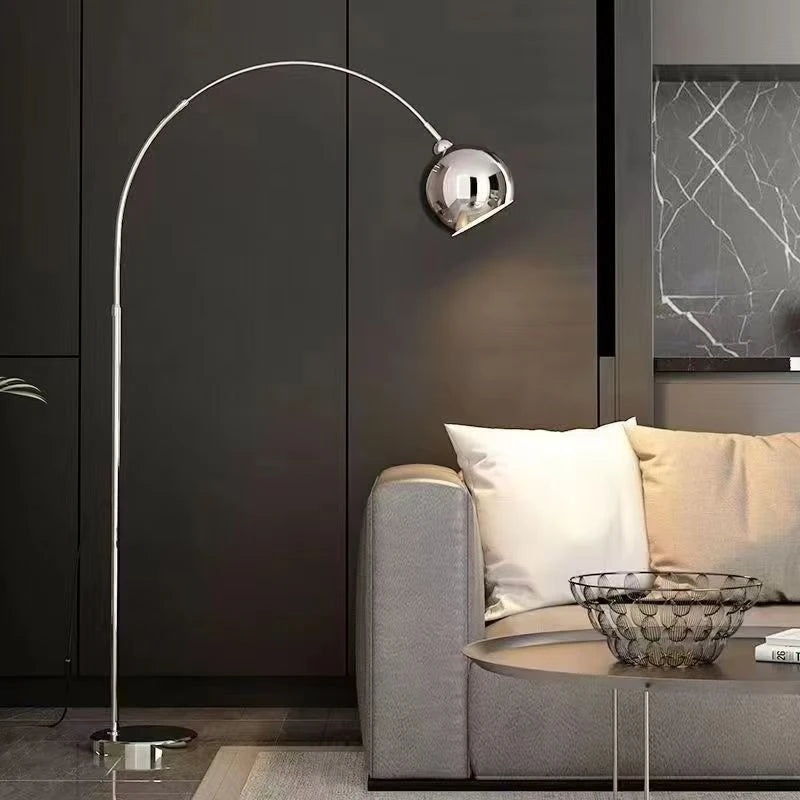 Lampadaire chrome en arc