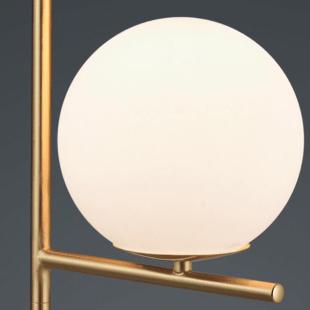 Lampe De Table En Laiton et Globe Blanc