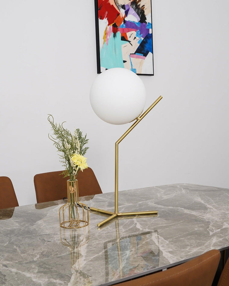 Lampe de Table Globe en Verre Laiteux