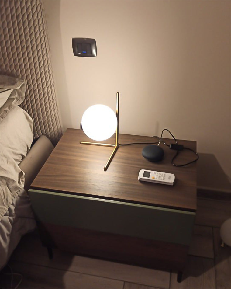 Lampe de Table Globe en Verre Laiteux
