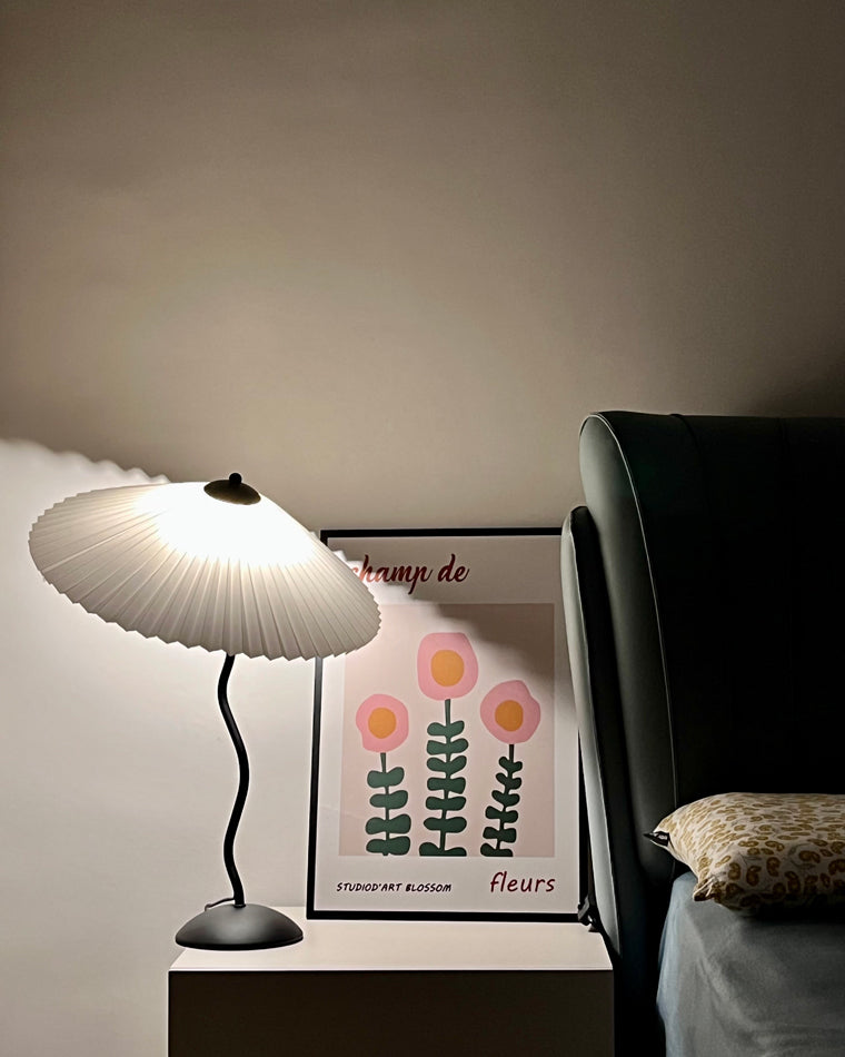 Lampe de Table Plissée Ondulée