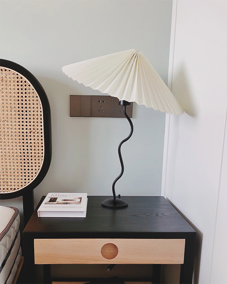 Lampe de Table Plissée Ondulée