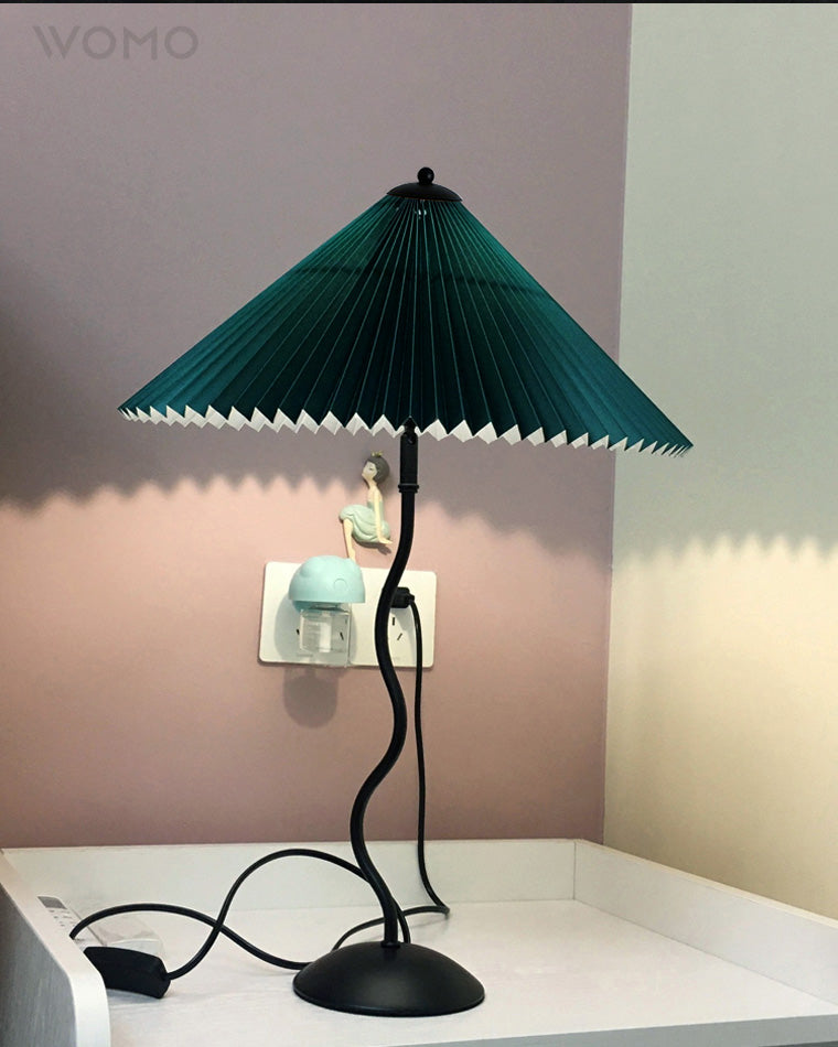 Lampe de Table Plissée Ondulée