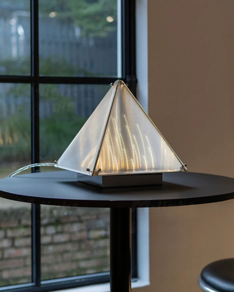 Lampe de Table Pyramidale
