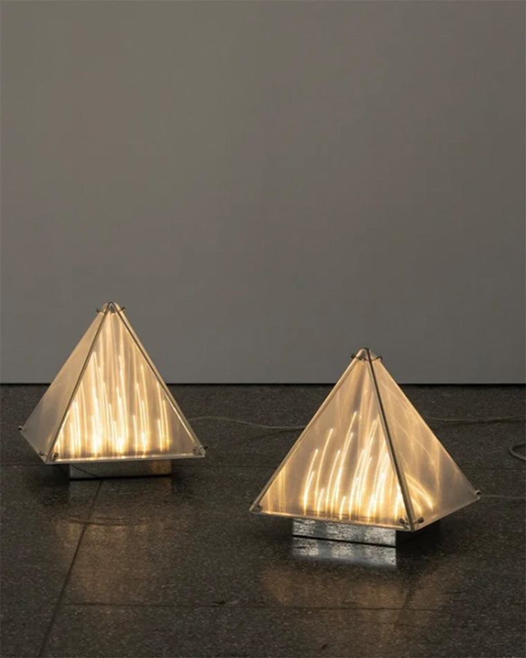 Lampe de Table Pyramidale