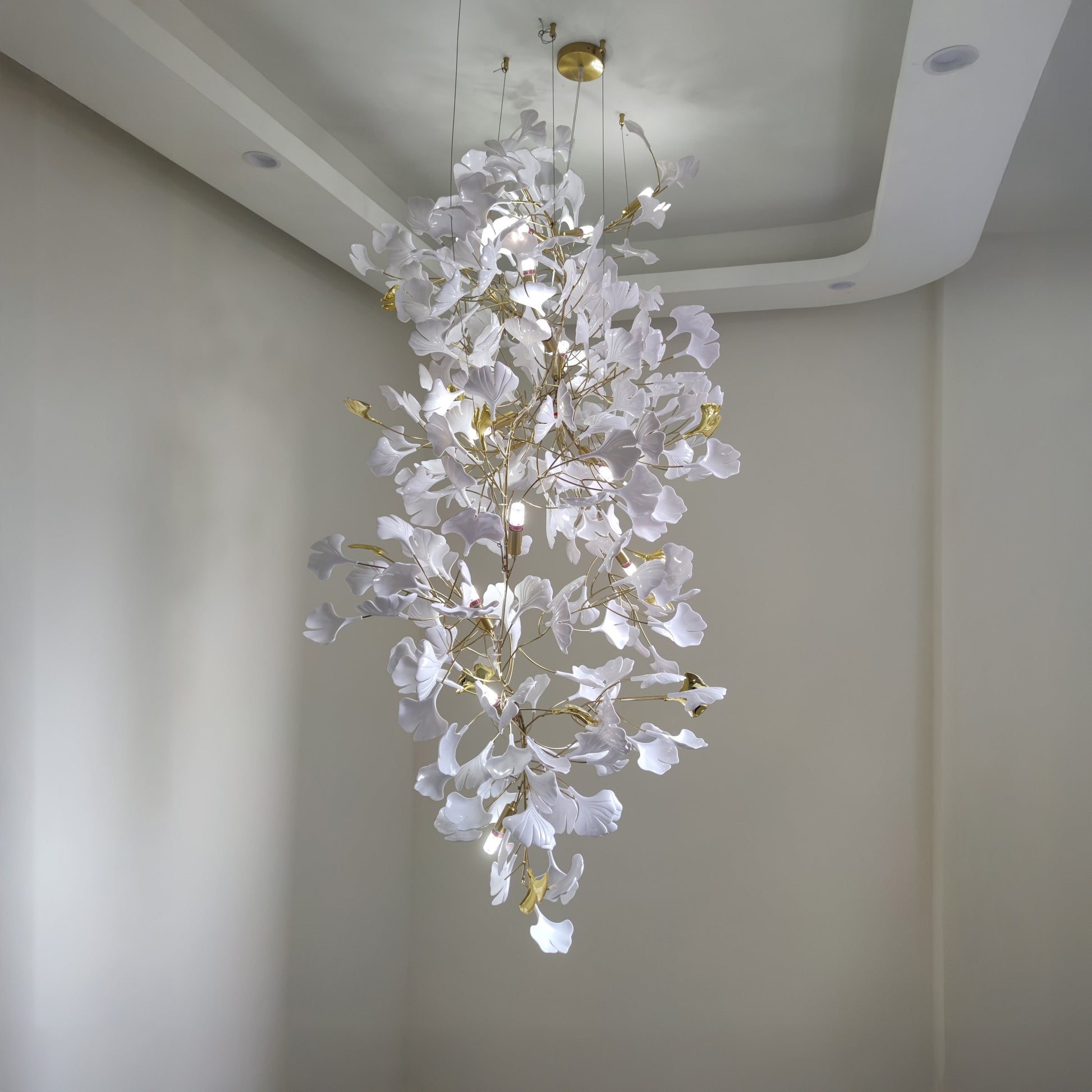 Lustre Cascade Porcelaine Brise Ginkgo
