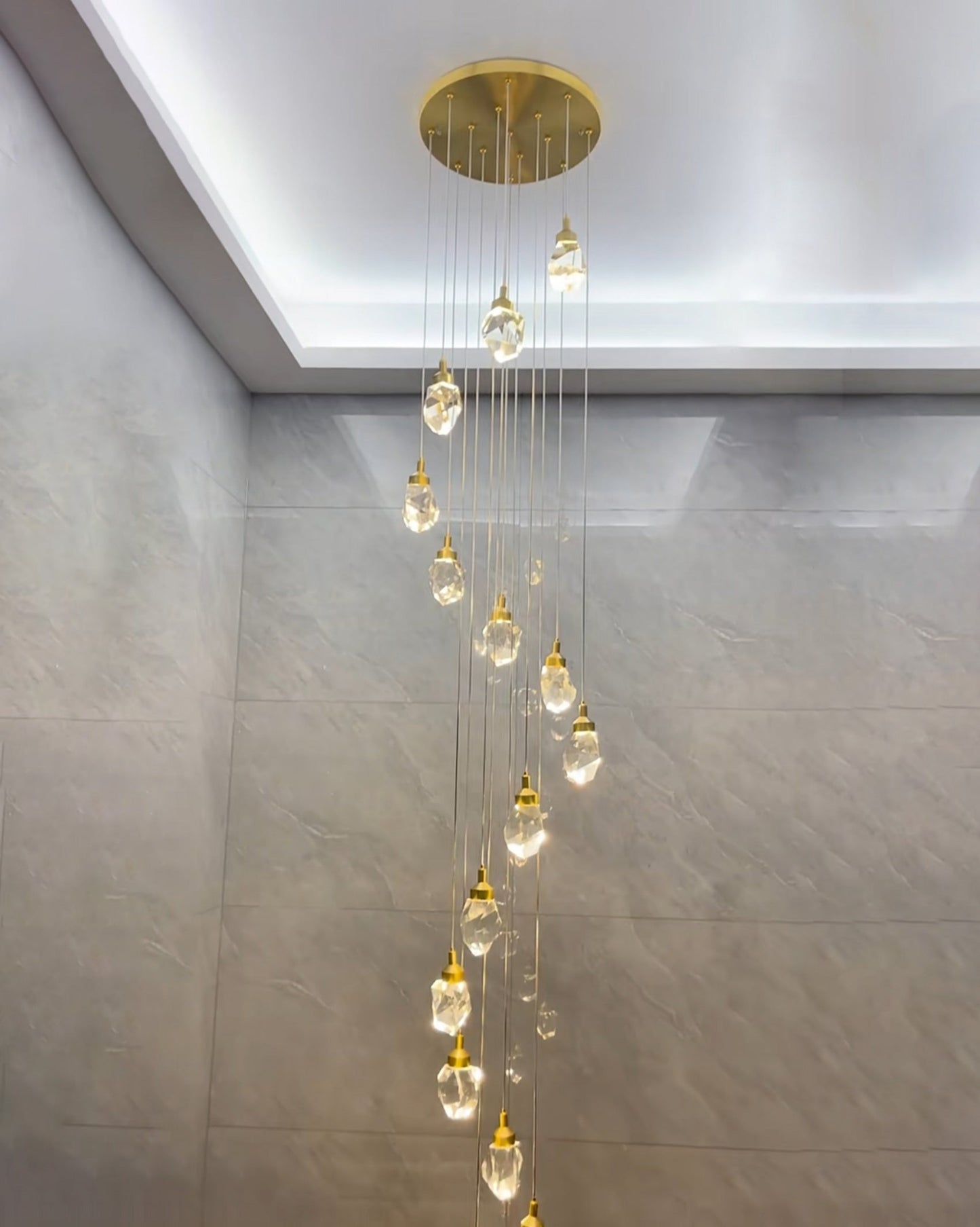 Lustre Pluie de Cristal - Élégance Naturelle