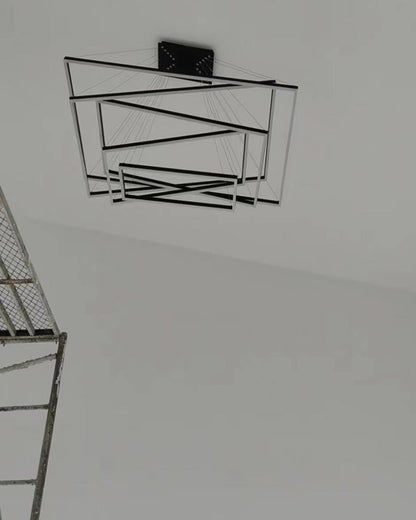 Lustre Rectangulaire à Plusieurs Niveaux - Luminaire Stratégique