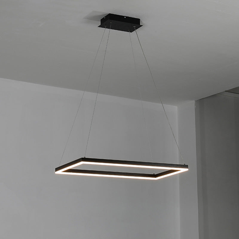 Lustre Rectangulaire à Plusieurs Niveaux - Luminaire Stratégique