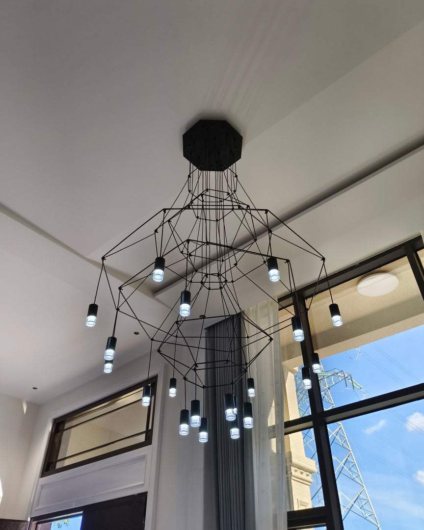 Lustre Sculptural en Fil Métallique