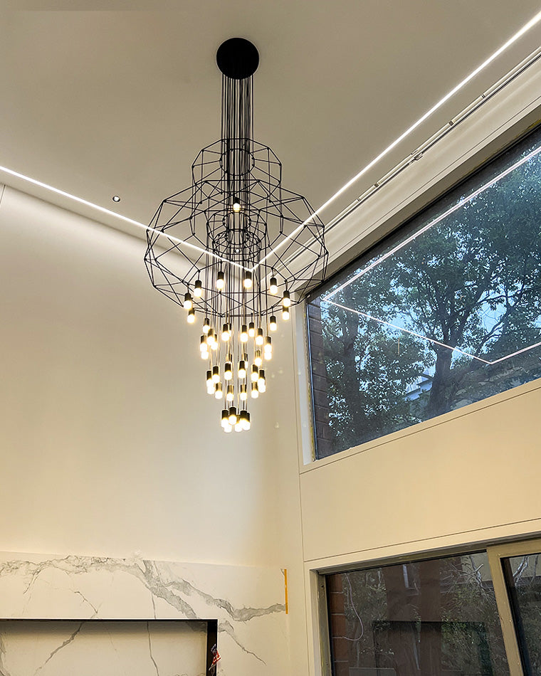 Lustre Sculptural en Fil Métallique