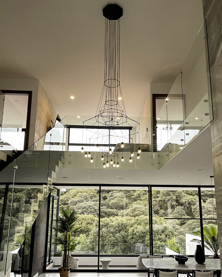 Lustre Sculptural en Fil Métallique