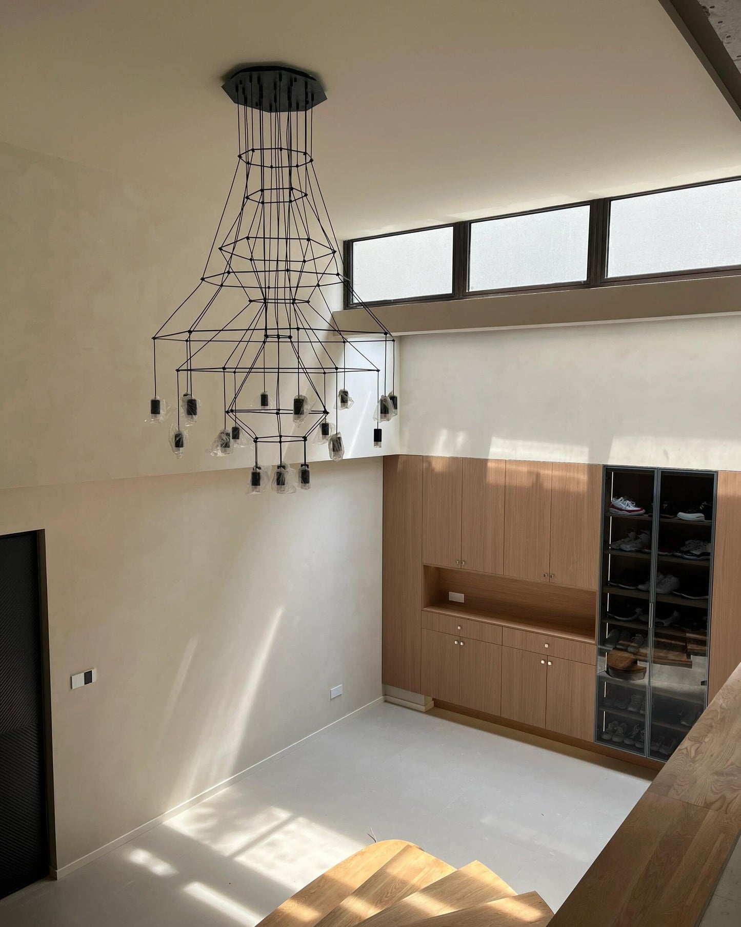 Lustre Sculptural en Fil Métallique