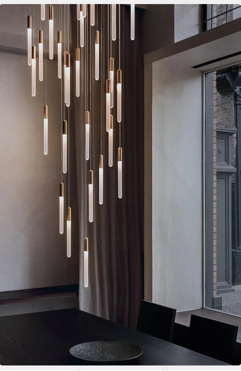 Lustre suspensions de tubes lumineux pour villa