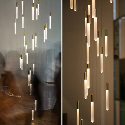 Lustre suspensions de tubes lumineux pour villa