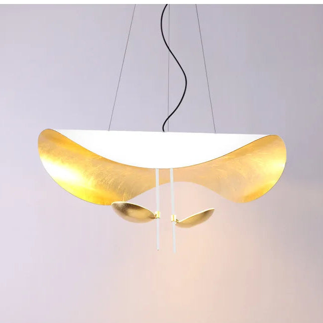 Plafonnier LED noir et dorée - Style raie manta