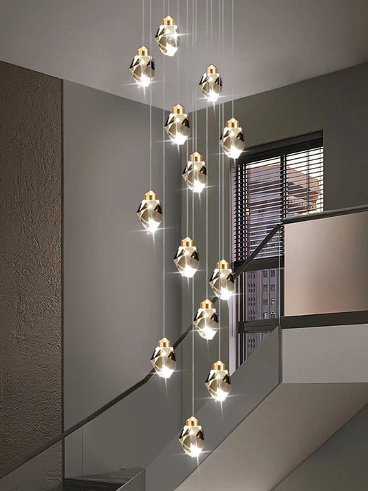 Suspensions multiples pour escalier en goutte de verre