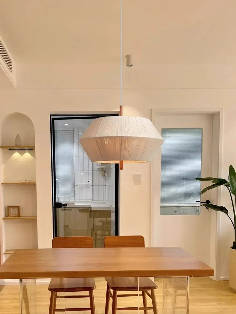 Suspension Chambre