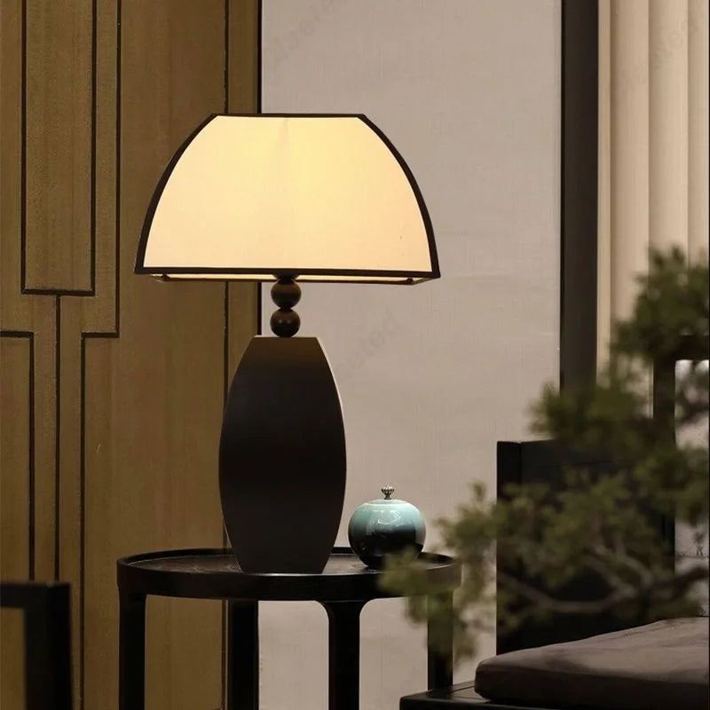 Lampe de Table Ajourée Noire - Japonais Zen
