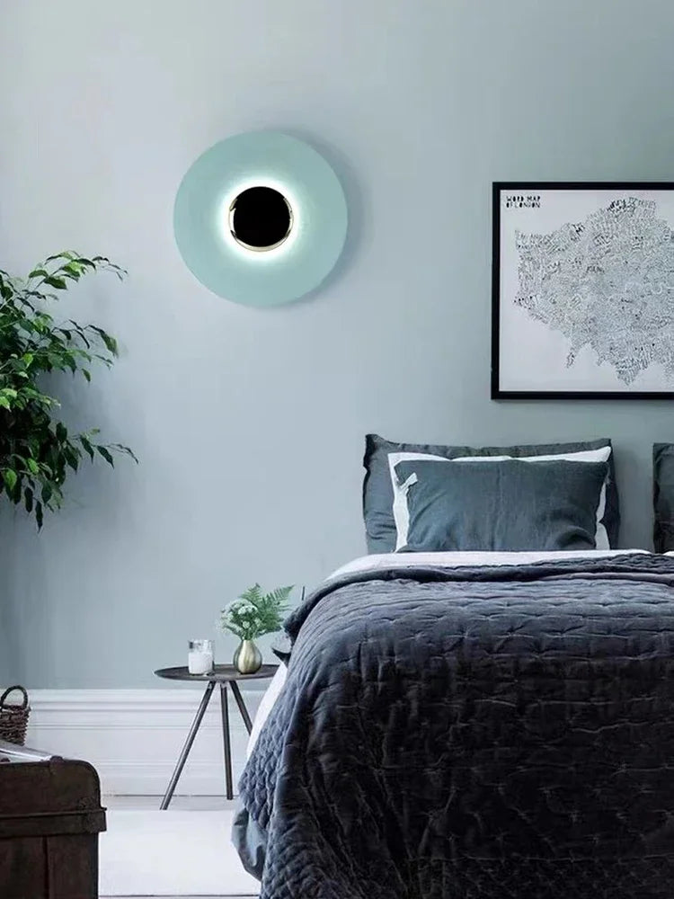 Applique murale LED ronde minimaliste - Lumière Elégante