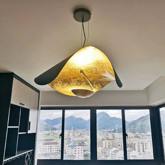 Plafonnier LED noir et dorée - Style raie manta
